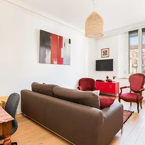 https://appartement-palais-de-justice.midi-pyreneeshotels.com